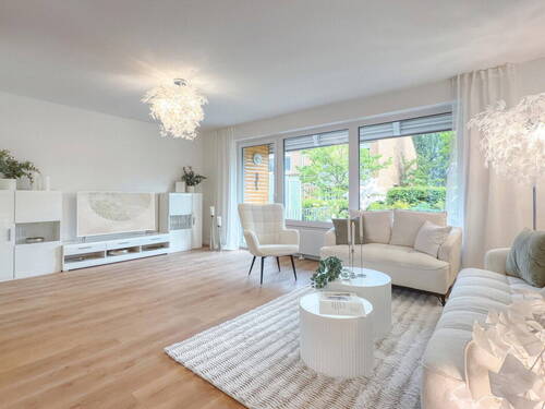 lichtdurchflutetes Wohnzimmer - 6 Zimmer Reihenmittelhaus zum Kaufen in Hamburg