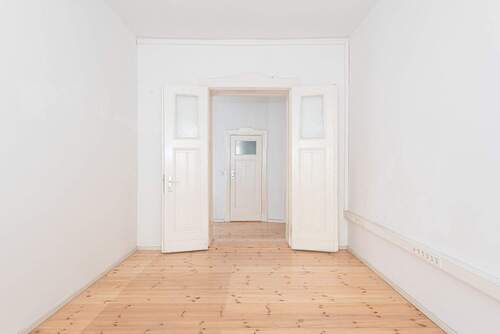 Musterwohnung Flügeltüren - 3 Zimmer Etagenwohnung in Berlin