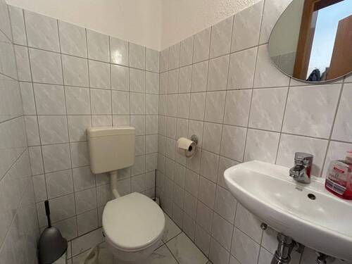 Wohnung DG - Gäste-WC - 