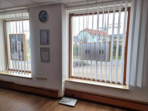 Ladenfläche - 2 Zimmer Mehrfamilienhaus, Wohnhaus in Elstra