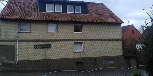Seiten Ansicht - 1 Zimmer Mehrfamilienhaus, Wohnhaus zum Kaufen in Vasbeck