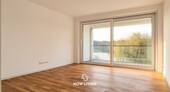 Schlafzimmer 2 - Provisionsfrei! Stilvolles Wohnen am See: Hochwertige 4-Zimmer-Wohnung mit zwei Bädern und Loggien