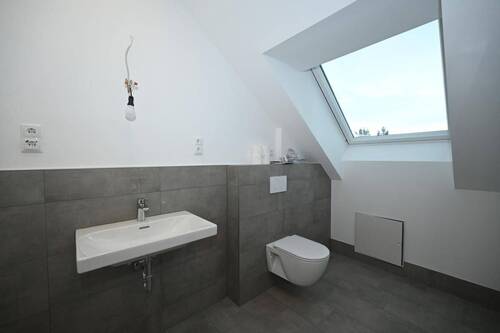 Modernes Design - 1 Zimmer Etagenwohnung in Neumarkt