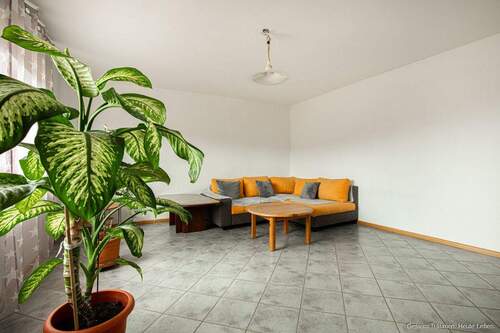 Wohnzimmer - Etagenwohnung mit 70,00 m² in Titisee-Neustadt zur Miete