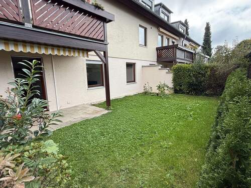 Terrasse mit Garten - 