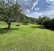 Großes Baugrundstück mit landwirtschaftlicher Fläche - Burladingen Hausen