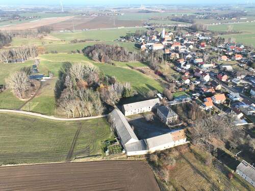 Luftbild - Bauernhaus, Landhaus mit 300,00 m&sup2; in Burkau / Uhyst am Taucher zum Kaufen