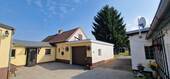Hofansicht - 4 Zimmer Doppelhaushälfte in Lauchhammer