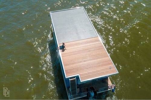 Aussenansicht - Voll möbliertes, modernes Hausboot mit Liegeplatz in Berlin-Köpenick - Wohnen direkt auf dem Wasser