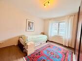 Geräumiges Schlafzimmer - 