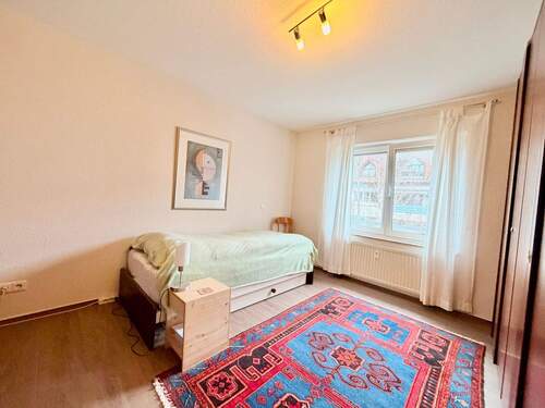 Geräumiges Schlafzimmer - 