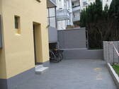 neu gestalteter Hof - 