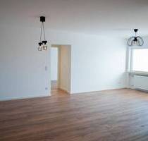 * Von privat & frisch renoviert: Charmante Wohnung in Bruchköbel *