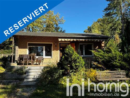 Blick aus dem Garten - Attraktives Ferienhaus zum Wohlfühlen mit Pool