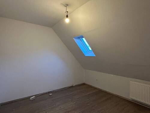 Schlafzimmer.jpeg - 3 Zimmer Etagenwohnung in Brake