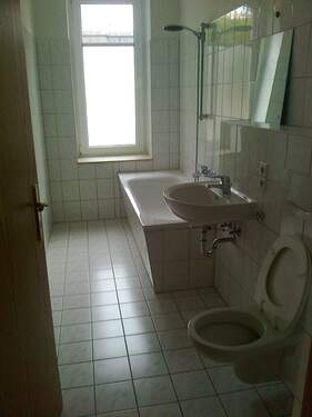 Stollestr. 16, WE7, Bad.jpg - 2 Zimmer Etagenwohnung zum Kaufen in Dresden