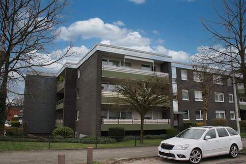 Straßenansicht - 2 Zimmer Etagenwohnung zum Kaufen in Hilden