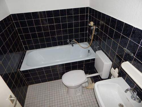 Badezimmer - Etagenwohnung mit 76,80 m&sup2; in Hilden zum Kaufen