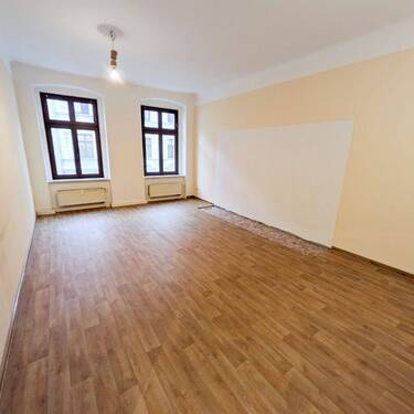 Wohnzimmer mit Potenzial - 