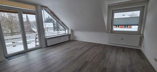 Wohnzimmer - 3 Zimmer Etagenwohnung in Bremerhaven