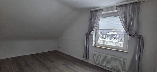 Schlafzimmer - Etagenwohnung mit 68,80 m&sup2; in Bremerhaven zum Kaufen