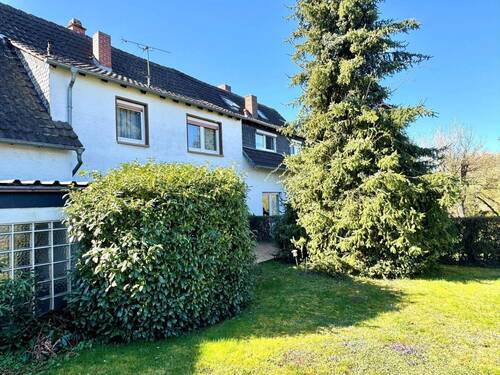 Rückansicht - 4 Zimmer Einfamilienhaus zum Kaufen in Kaiserslautern