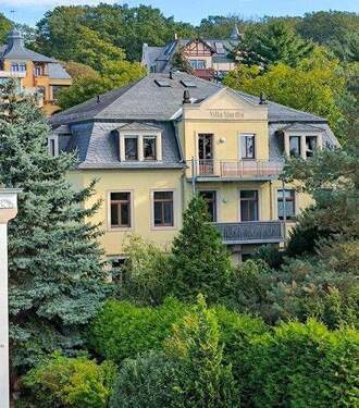 Titelfoto - Gemütliche 2-Raum-Wohnung mit Balkon in Trachenberge - Ihr neues Zuhause!