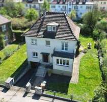 Freistehendes Einfamilienhaus mit Garten und Garage in sehr ruhiger und bevorzugter Wohnlage! - Stuttgart Vaihingen