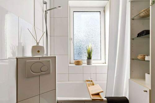 Bild 3 - 3 Zimmer Etagenwohnung in Düsseldorf