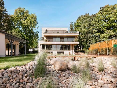 AGW-Garden-11.jpg - In absolut erster Wasserlinie Designer Wohnungen Am Großen Wannsee auf privatem Parkgrundstück