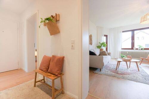 Flur / Wohnzimmer - Etagenwohnung mit 66,00 m² in Bremen zum Kaufen