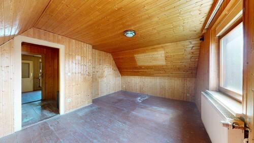 Dachgeschoss - 3 Zimmer Einfamilienhaus zum Kaufen in Zwenkau