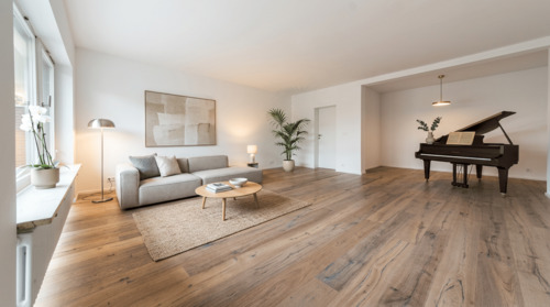 Wohnen virtual staging - Großzügige Gartenwohnung mit 32 m² Terrasse und Privatgarten im Münchner Süden