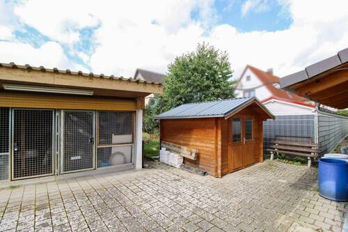 Hinterhof - 