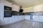 Küche OG - 1 Zimmer Mehrfamilienhaus, Wohnhaus zum Kaufen in Hetzles