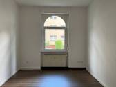 Zimmer 1 - Helle 3-Raum-Wohnung in begehrter Lage