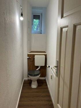 WC - 
