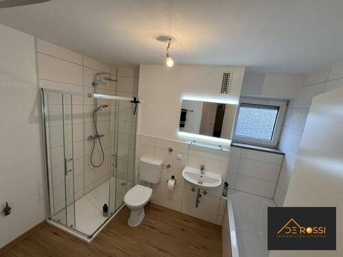 Tageslichtbad - 4 Zimmer Etagenwohnung zum Kaufen in Nürnberg / Langwasser