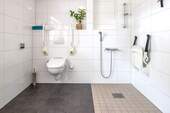 Bad 2: barrierefreies, rollstuhlgeeignetes Bad - 