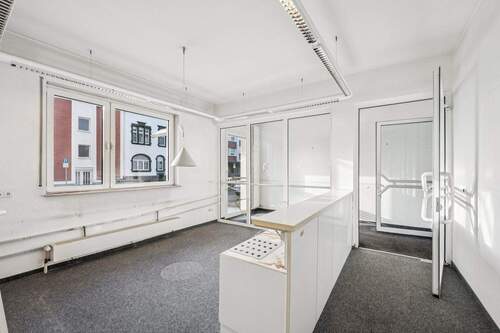 Empfang - 1 Zimmer Mehrfamilienhaus, Wohnhaus zum Kaufen in Mönchengladbach