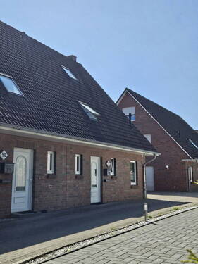 Eingänge - 1 Zimmer Mehrfamilienhaus, Wohnhaus zum Kaufen in Elmshorn