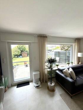 Wohnzimmer Blick auf Terasse - 
