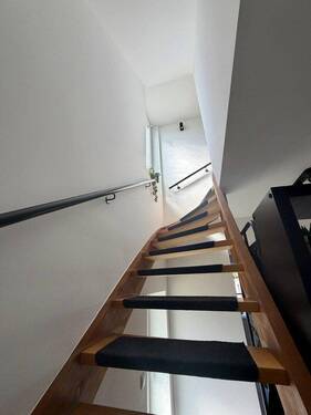 Treppenhaus EG ins OG - 