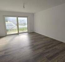 Doppelhaushälfte kernsaniert und energieeffizient mit Garage und Stellplätzen in Römerberg