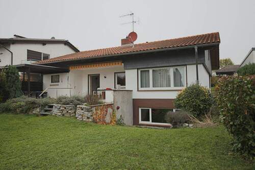 Rückansicht - 3 Zimmer Einfamilienhaus zum Kaufen in Karben / Rendel