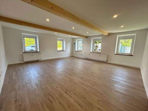 Bild 1 - Wunderschöne und helle 2-Zimmer-Wohnung im Erdgeschoss - 117 m² - Außernzell