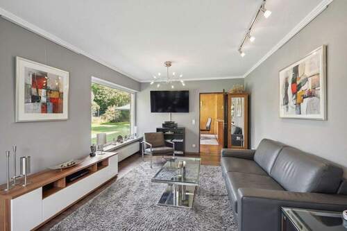 Staging Kaminzimmer - Einfamilienhaus mit 168,10 m&sup2; in Mönchengladbach / Schmölderpark zum Kaufen