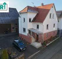 Raum für Wohnen und Hobby: Einfamilienhaus mit Scheune und Werkstatt - Kirchhain-Kleinseelheim