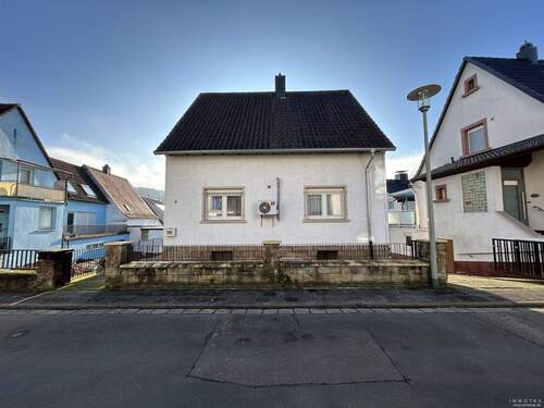 Außenansicht - 5 Zimmer Einfamilienhaus zum Kaufen in Otterbach