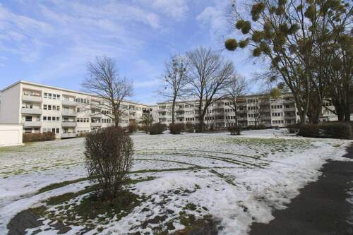 Außenansicht von hinten - 3 Zimmer Etagenwohnung zum Kaufen in Wolfsburg